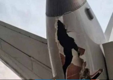 Aviões colidem em aeroporto após falha em equipamento