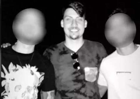 Festa de luxo clandestina com filho de Bolsonaro é interditada em Goiânia