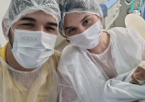 Internado há 9 meses, filho de Zé Vaqueiro sai de intubação 