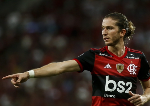 Filipe Luís como técnico: estilo de jogo definido e meta de voltar ao Flamengo