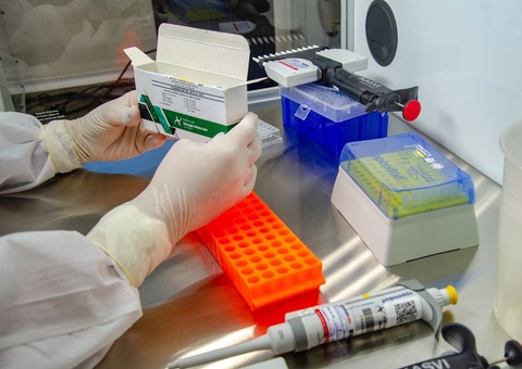 Fiocruz entrega 2,2 milhões de doses de vacinas contra covid-19