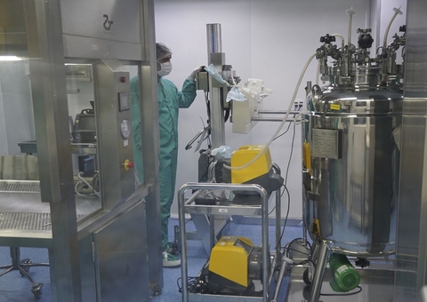 Fiocruz conclui pré-validação do IFA nacional da vacina covid-19