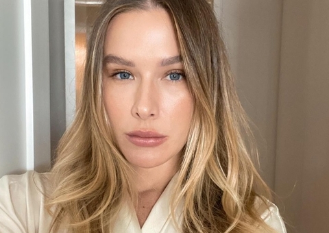 Fiorella Mattheis retira próteses de silicone: ‘melhor decisão da vida’