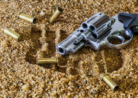 Deficiente é achado crivado de balas após desaparecer durante crise em Manaus