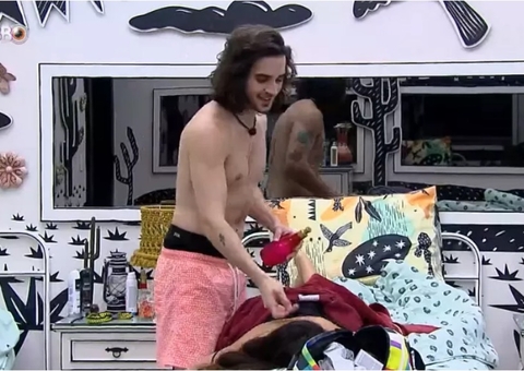 Juliette pede massagem de Fiuk após festa e cantor quase ‘monta’ na sister