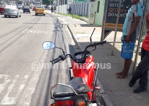 Vítima de atropelamento é levada agonizando para hospital em Manaus