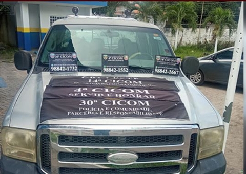 Casal é preso enquanto passeava com carro roubado em Manaus 