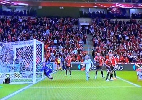 Flamengo sobe mais uma posição no Brasileiro