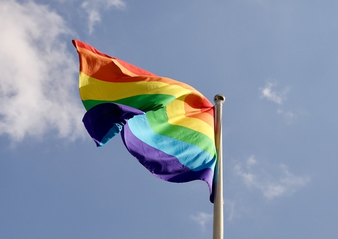 Conheça 6 famosos que revelaram ser parte da comunidade LGBTQIA+