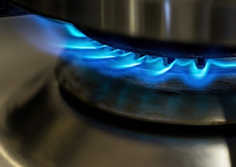 Petrobras reajusta preço da gasolina e gás de cozinha a partir de amanhã