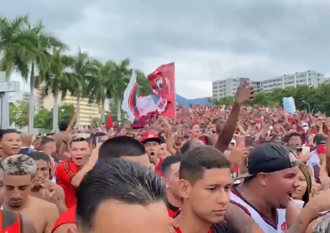 Vídeo: Aglomeração 'invade' Maracanã para partida entre Flamengo e Inter