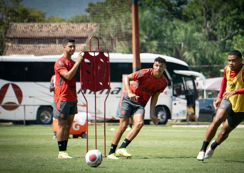 Flamengo tem 3 atletas com Covid-19 a dois dias da estreia no Carioca