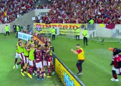 Flamengo vence Atlético-MG jogando com time reserva no Maracanã
