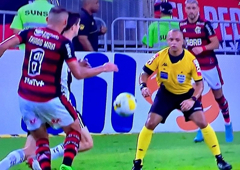 Histórico aponta Flamengo com maiores chances de bater Vélez Sarsfield
