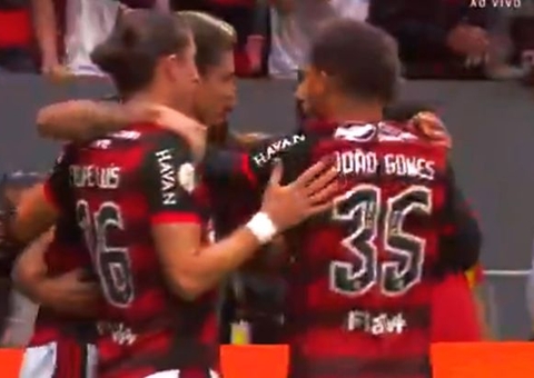 Flamengo goleia Juventude com quatro gols de cabeça e estreia de Cebolinha