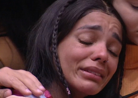 BBB22: Brunna fica aos prantos após Eslovênia dizer que ela errou pronome de Lina