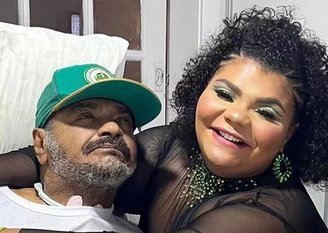 Filha de Arlindo Cruz desabafa sobre saudade do pai: 'sem chão'