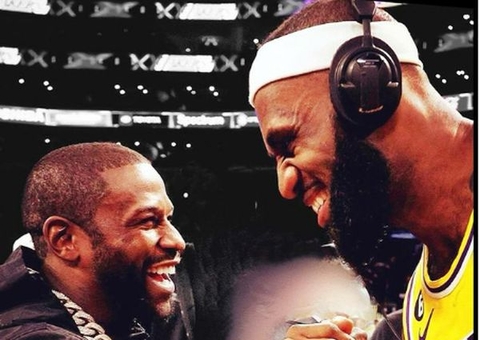 Floyd Mayweather vai a shopping cercado por 30 seguranças