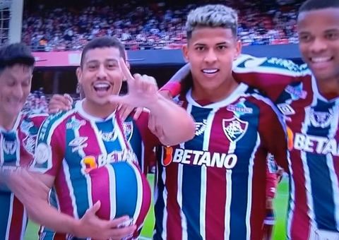 Com time completo, Fluminense administra vantagem contra o Fortaleza