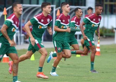 Fluminense anuncia o retorno do zagueiro Marlon