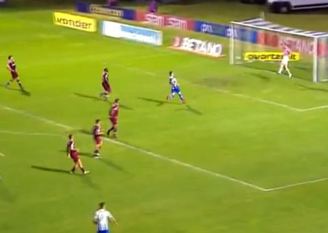 Fluminense bate Avaí em jogo sem torcida e sobe ao G4; Cano se isola na artilharia
