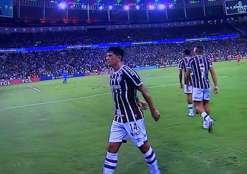 Fluminense goleia o River e encaminha vaga na Libertadores