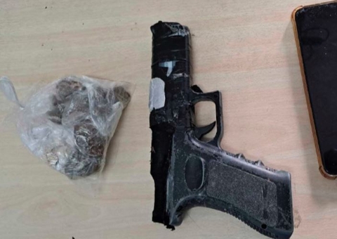 Mulher e comparsas são presos enquanto faziam arrastões em Manaus