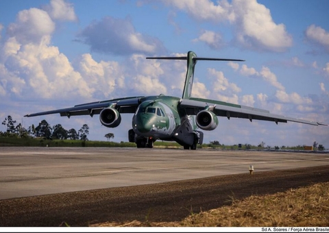 FAB coloca aviões de prontidão para retirada de brasileiros da Ucrânia