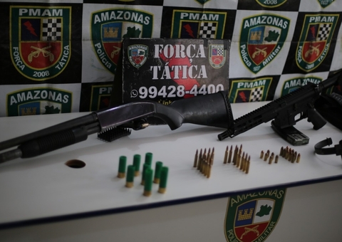 Polícia frustra confronto entre facções criminosas e apreende fuzil em Manaus