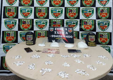 Jovem é preso com diversas porções de drogas em casa abandonada em Manaus