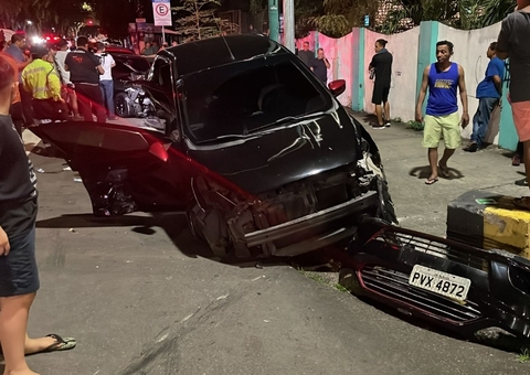 Motorista de App e passageira foram arremessados de carro em acidente com BMW em Manaus