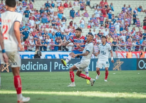 Fortaleza desperdiça vantagem e empata com o Bahia em casa