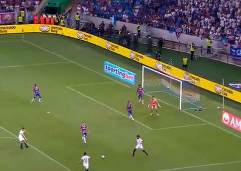 Fortaleza sufoca o Corinthians, vence com facilidade e vai à final inédita