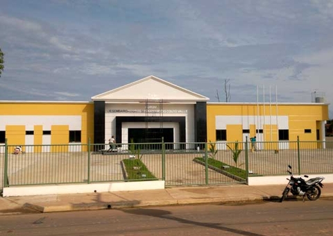 Foragido tenta dar nome falso mas acaba preso no estacionamento de fórum no Amazonas