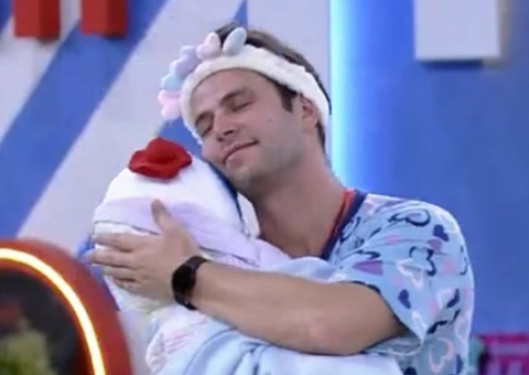 Atitude de Gustavo com bebê no castigo do Monstro diverte internautas 