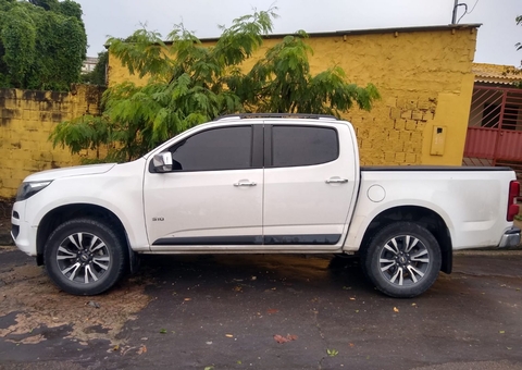 Em menos de uma hora, carro roubado é recuperado em Manaus