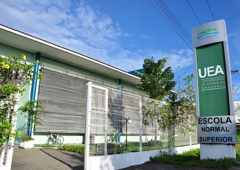 UEA exige de alunos e servidores passaporte de vacinação contra Covid-19