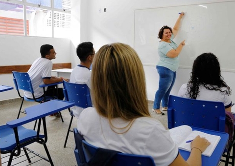 Seduc convoca mais de 100 candidatos aprovados no PSS 2022; veja lista