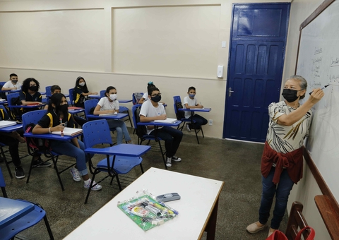 Amazonas lança processo seletivo para contratação de 416 profissionais da educação