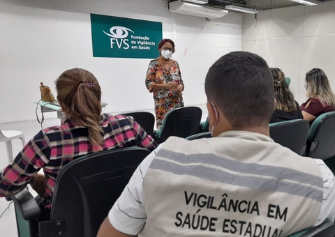 Equipes de saúde são treinadas para intensificar vacinação contra Covid no interior do Amazonas