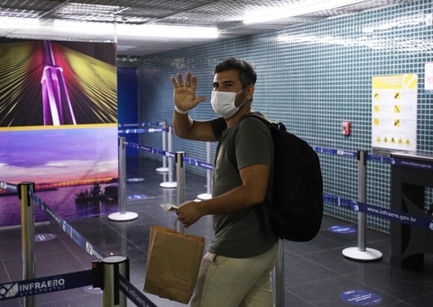 Paciente retorna a Rondônia após se recuperar da Covid-19 em Manaus