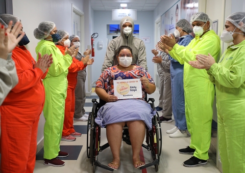 Covid-19: Nove pacientes transferidos de Rondônia recebem alta em Manaus