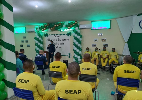 Cetam inicia cursos para 200 detentos de cadeias em Manaus