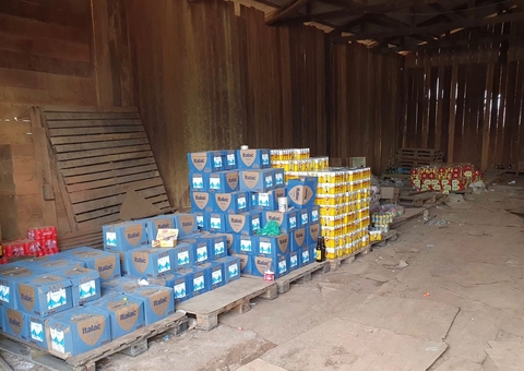 Mercadoria avaliada em R$ 200 mil é apreendida em depósito clandestino no Amazonas