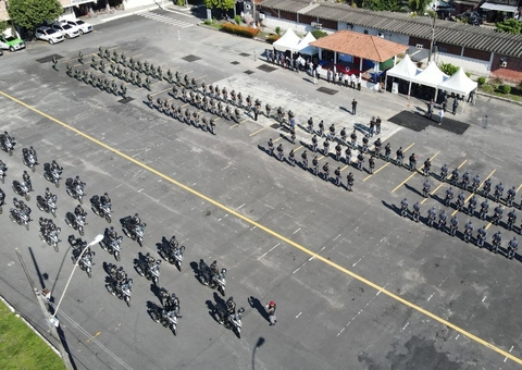 Policiais e bombeiros vão receber abono fardamento de quase R$ 3 mil no AM 