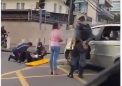 Acidente deixa homem ferido e trânsito caótico em avenida de Manaus