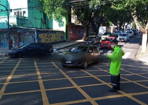 Apagão em semáforos complica trânsito em avenidas de Manaus