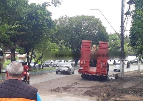 Trânsito é liberado na avenida Efigênio Salles após suspensão de obra emergencial