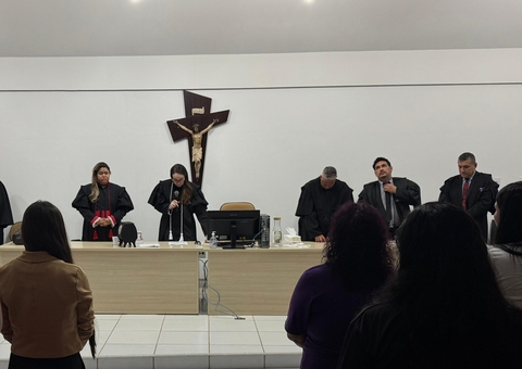 Homem que esfaqueou ex e ateou fogo no corpo é condenado em Presidente Figueiredo