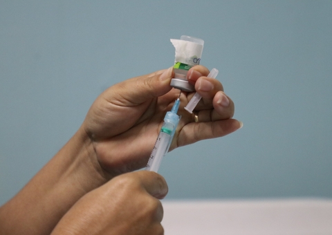 Amazonas recebe 231.600 doses de vacina contra Influenza